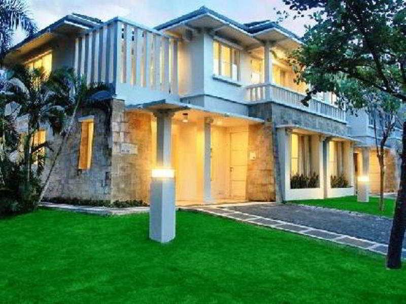 Ciputra Golf, Club & Hotel 泗水 外观 照片